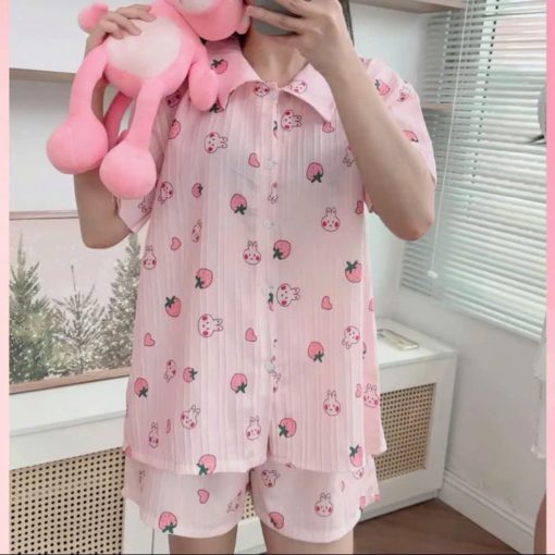 Bộ Pijama Nữ Tay Cộc Quần Đùi Họa Tiết Dâu Tây Cute Mặc Ở Nhà Xinh Xắn