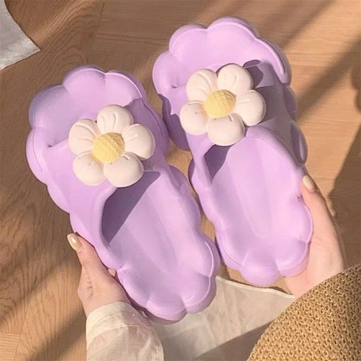 Dép Đi Trong Nhà Bánh Mì Quai Ngang Đế Cao Su Mềm Thiết Kế Hình Hoa Xinh Xắn Siêu Êm Chân Chống Trơn Trượt