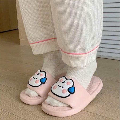 Dép Đi Trong Nhà Nữ Trắng Và Hồng Thiết Kế Mặt Thỏ Siêu Dễ Thương, Dép Mềm Bánh Mì Êm Chân Mang Trong Nhà Chống Trơn Trượt